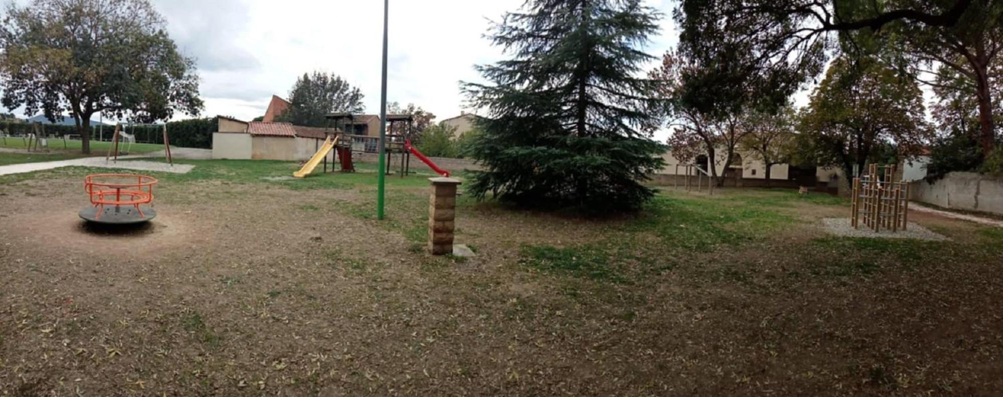 Au Doux Clocher Pieusse Екстериор снимка